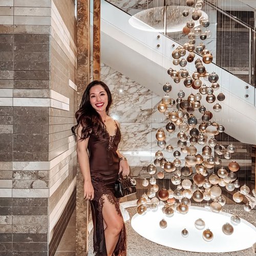Lilly Tran, Licensed Real Estate Agent, RealtyOne Group